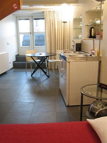 Amsterdam Canal Guest Apartment Екстериор снимка